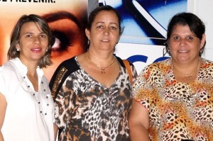 (esq) Gianine Ribeiro, Simone Dantas e Ana Cláudia Fonseca