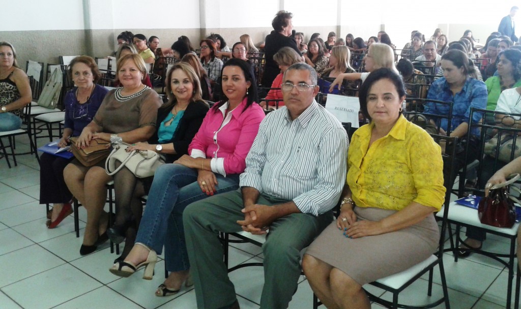 Capinópolis marca presença no Encontro Regional do Plano Decenal Municipal de Educação