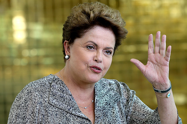  Declaração de Marina é de quem'não tem experiência', diz Dilma