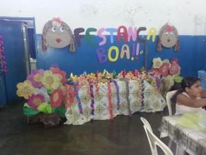 A decoração com temas juninos abrilhantou a festa