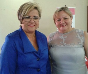 (esq) palestrante Mara Régia e Iracilda Duarte