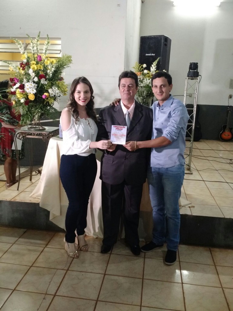 (Esq) Aline, Max Toledo e Luciano Belchior