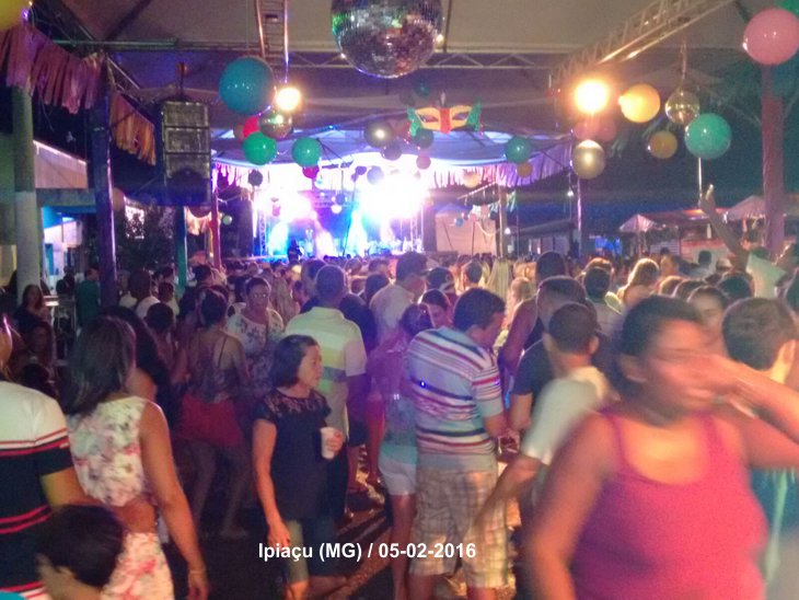 Bom público comparece à primeira noite de Carnaval em Capinópolis e na região do Pontal