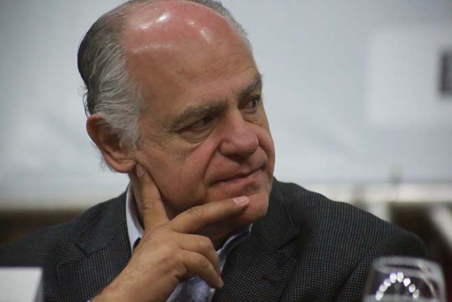 Pimenta da Veiga é acusado de ter recebido R$ 300 mil, em 2003, de Marcos Valério