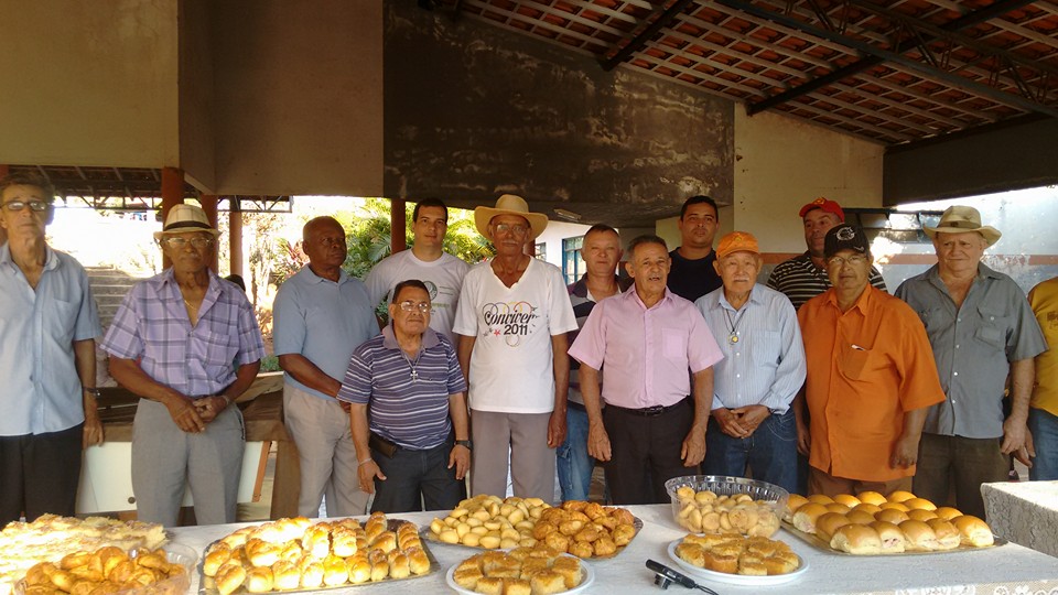 “Grupo Conviver” realiza homenagem ao Dia dos Pais em Capinópolis