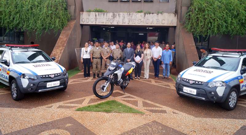 PM de Capinópolis recebe nova viatura para combate ao crime