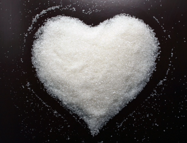  Açúcar é apontado como vilão pelo seu colesterol alto, não a gordura