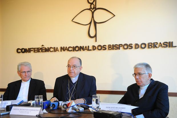 Conferência Nacional dos Bispos do Brasil emite nota contra a PEC 241