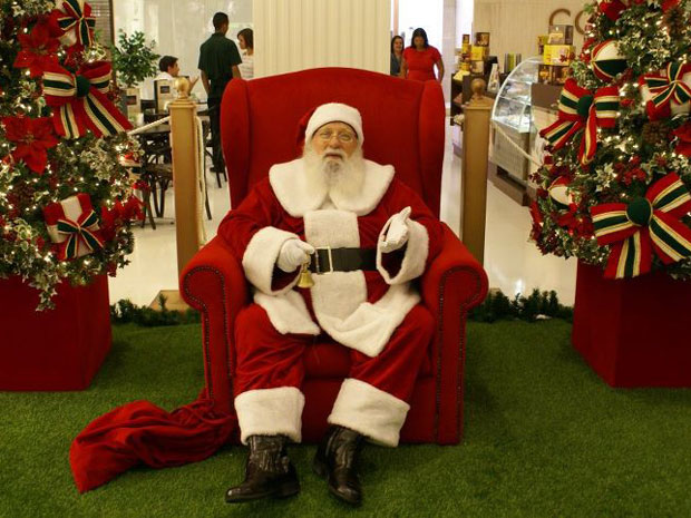 Papai Noel desembarca no Center Shopping Uberlândia no dia (09/11)