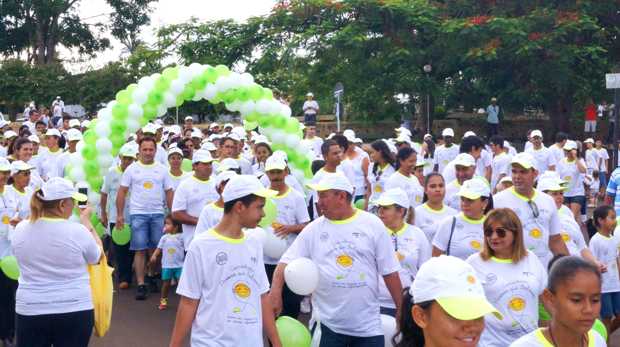  Centenas de pessoas participaram da 4ª edição da ‘Caminhada Passos que salvam’ em Capinópolis