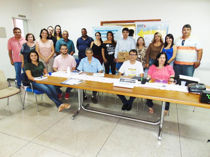  SEF apresenta Programa de Educação Fiscal, em Capinópolis