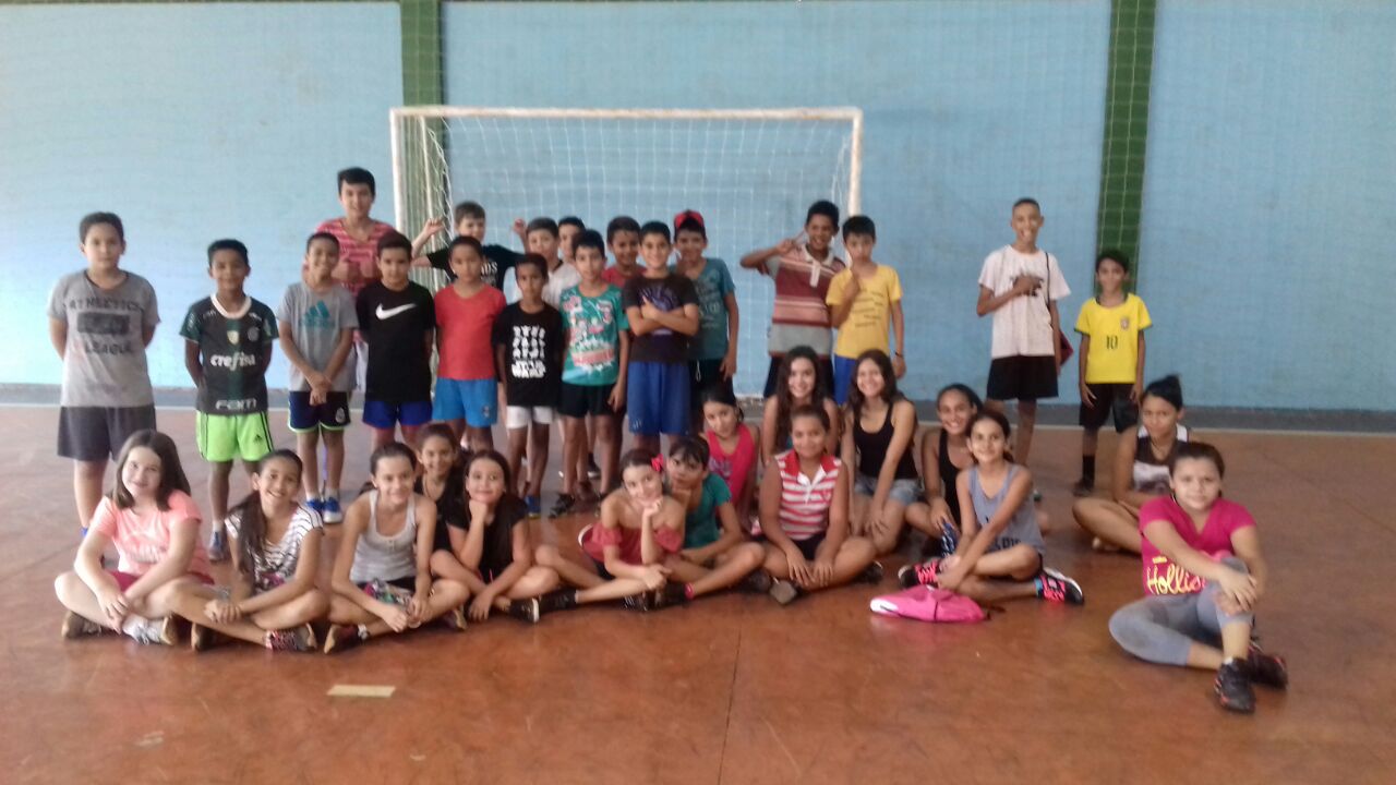  Escolinha de handebol de Capinópolis está com mais de 110 alunos