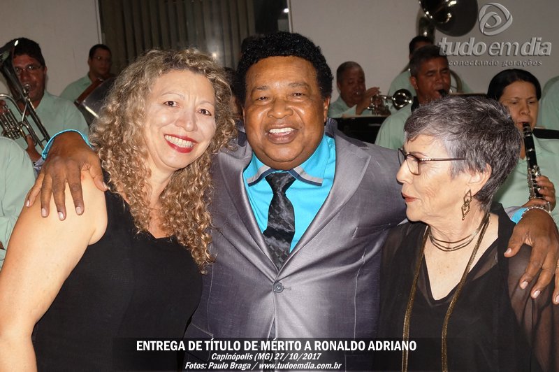  Entrevista com o cantor e compositor Ronaldo Adriano