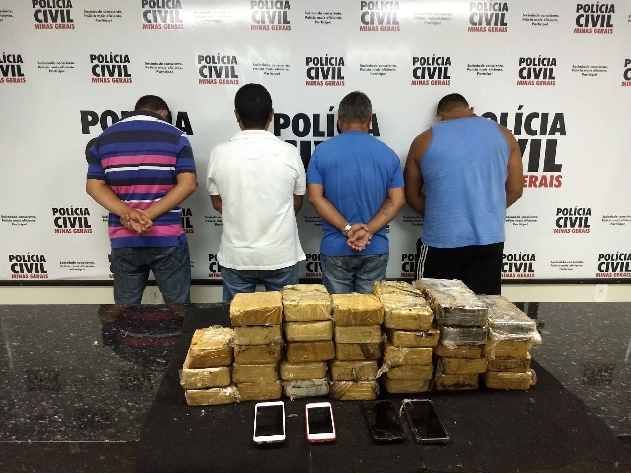 PC prende 4 suspeitos e apreende mais de 30 quilos de drogas vindas da Bolívia