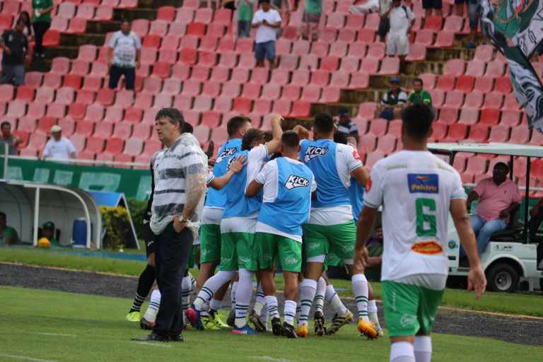 Uberlândia Esporte vence a Patrocinense e sai da lanterna do Campeonato Mineiro