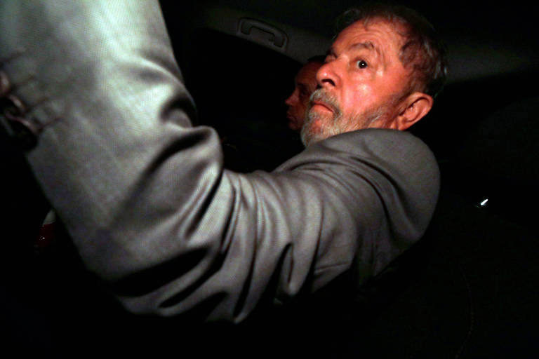 Juiz Moro determina prisão do ex-presidente Lula