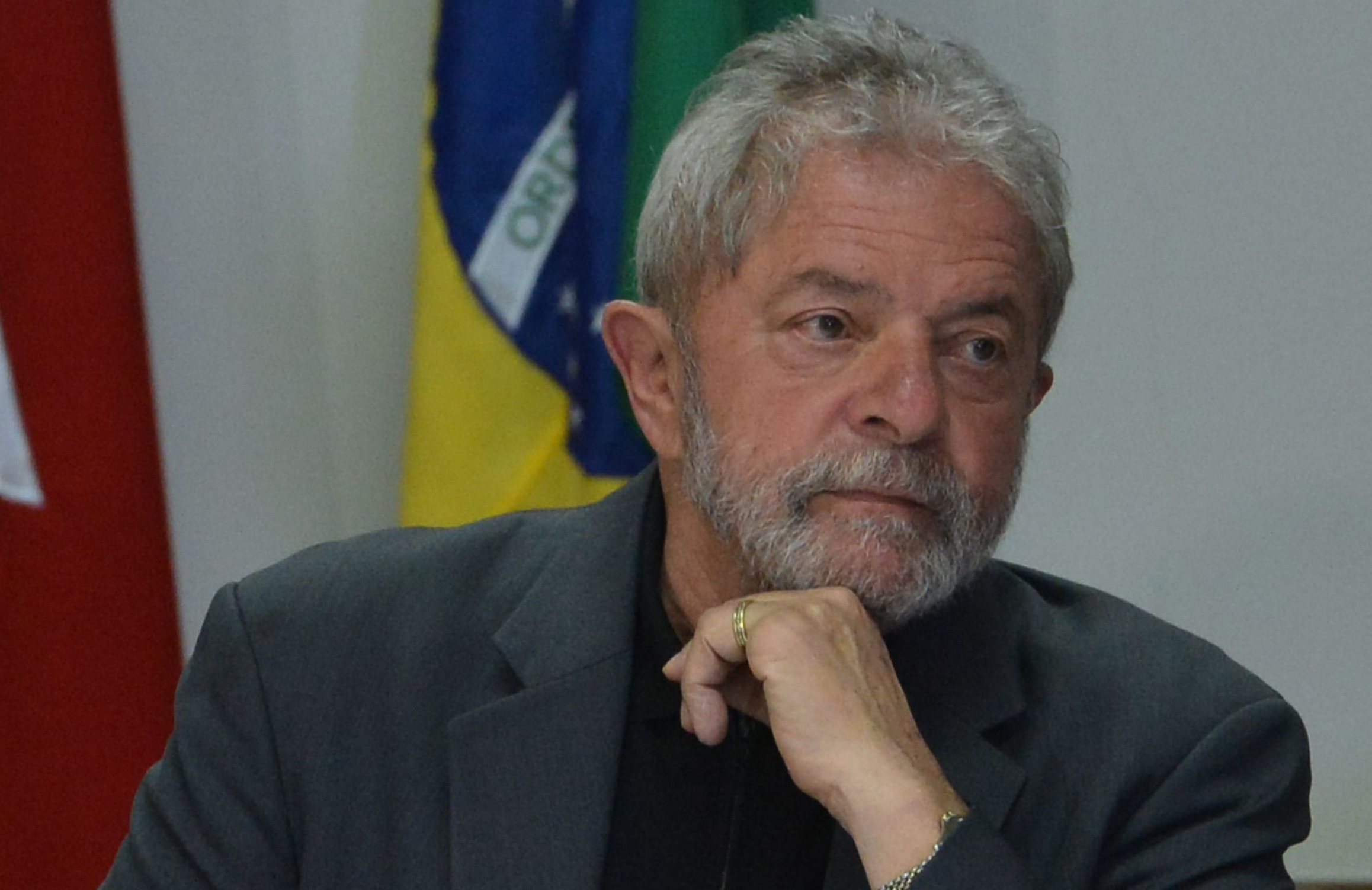 O ex-presidente Lula da Silva se reúne com as bancadas do PT no Senado e na Câmara (Valter Campanato/Agência Brasil)