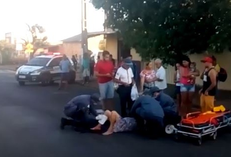 Pedestre é atropelada por motociclista no Bairro São Jorge