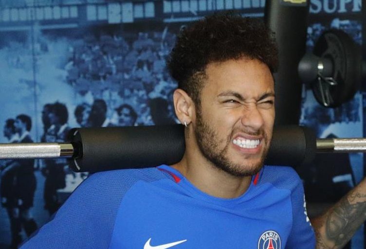 A infantilidade de Neymar Jr diante às críticas