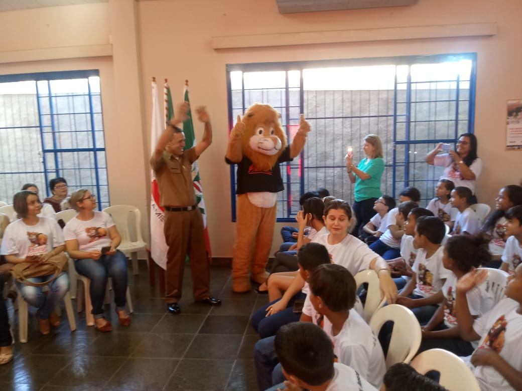 PM realiza formatura de alunos do PROERD em Capinópolis