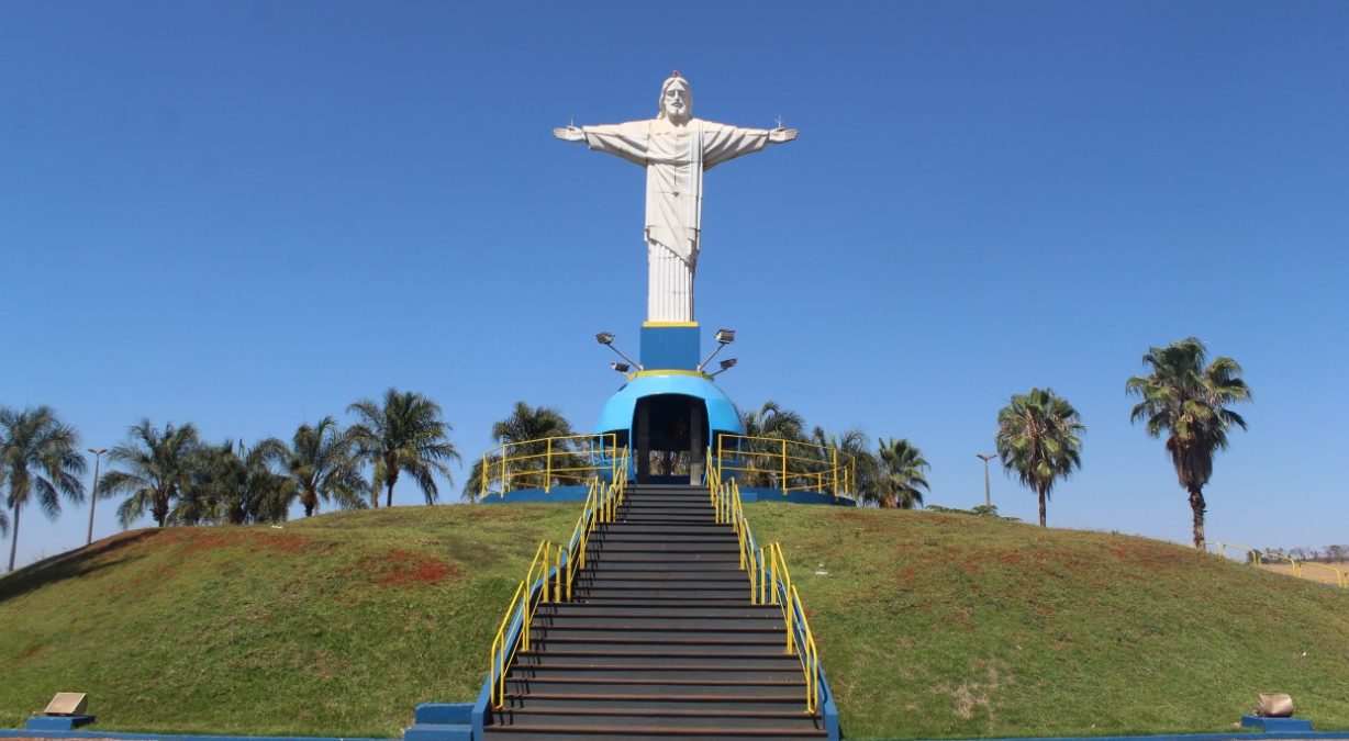 Imagem do Cristo Redentor é restaurado em Ipiaçu