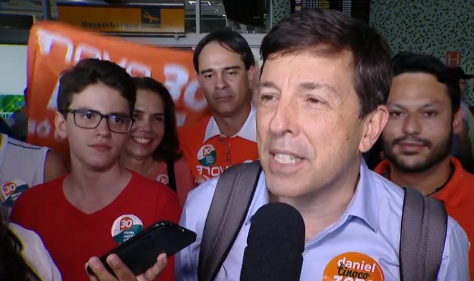 Candidato à presidência João Amoedo fez campanha em Uberlândia