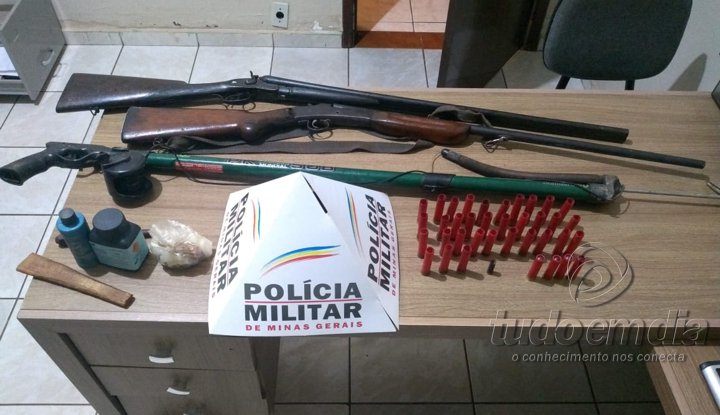 Armas foram apreendidas na propriedade rural