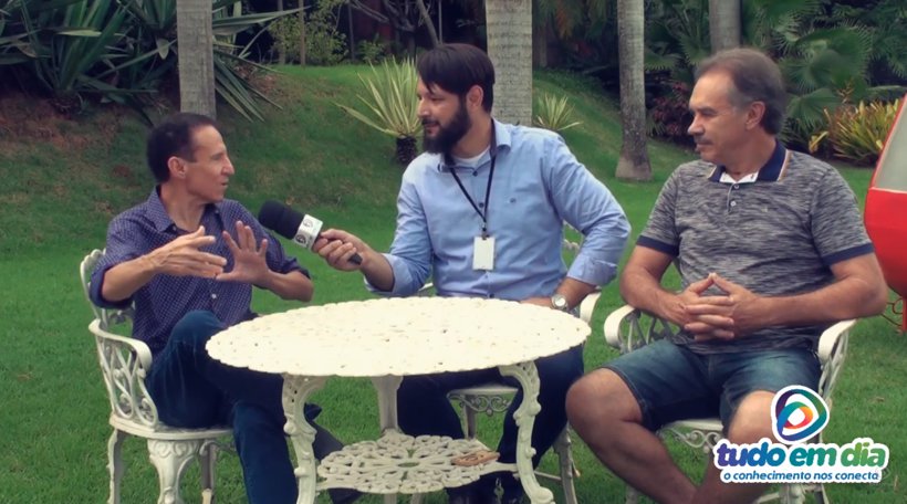  Nilton Pinto e Tom Carvalho realizam show em Capinópolis e cedem entrevista