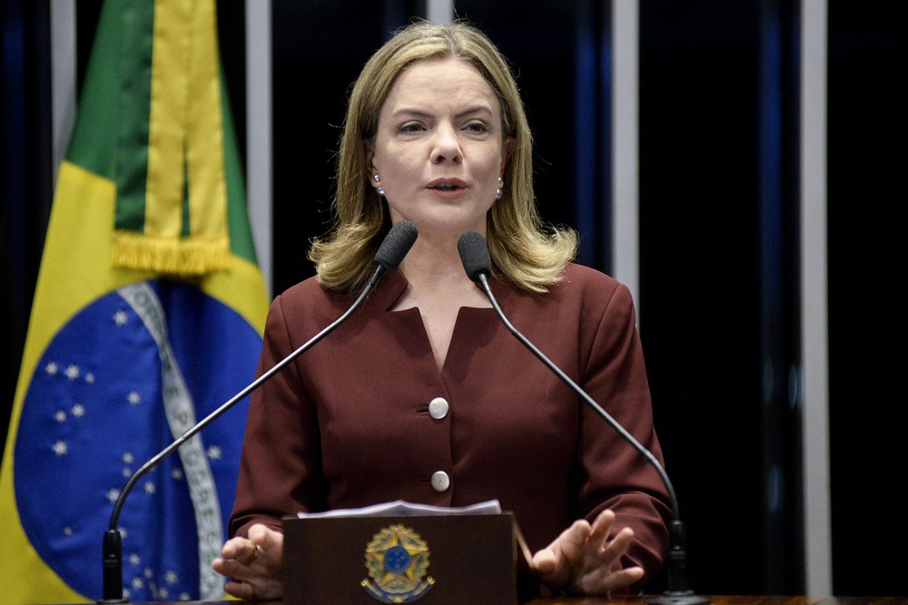 A presidente do PT, senadora e deputada eleita, Gleisi Hoffmann (PT-PR) durante discurso no Senado, no ano passado — Foto: Jefferson Rudy/Agência Senado