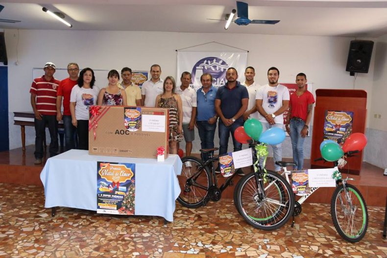 Aciac fez entrega de prêmios da promoção 'Natal de Amor 2018' em Capinópolis