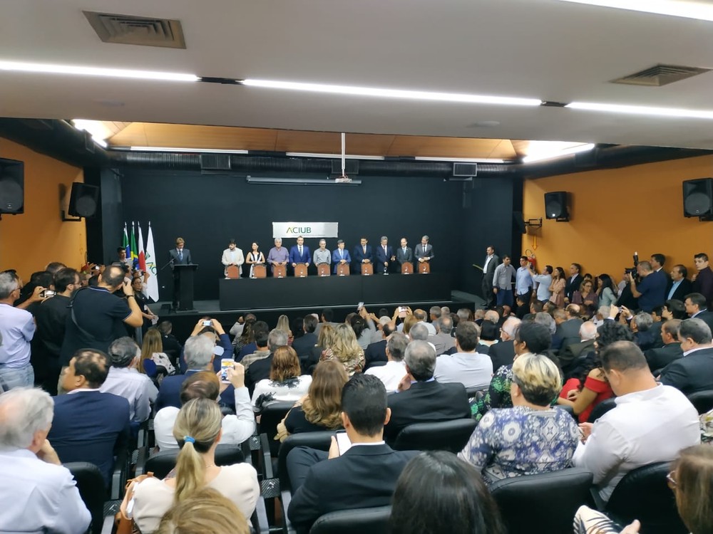 Posse do novo presidente da ACIUB Paulo Romes Junqueira