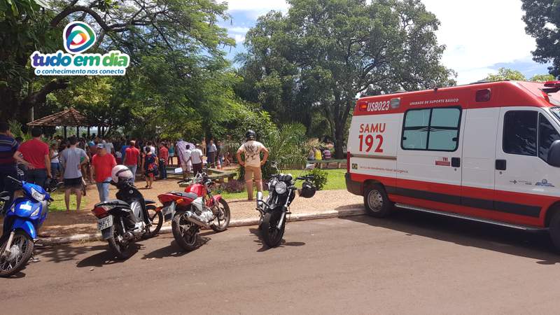 Jovem de 18 anos foi encontrado morto na Praça João Moreira de Souza (Foto: Paulo Braga/Tudo Em Dia)