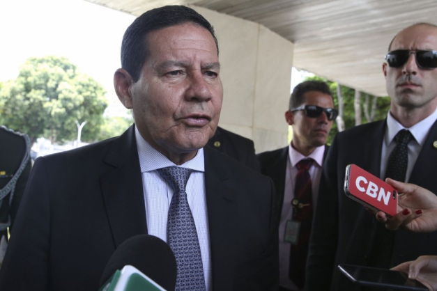 General Hamilton Mourão (Foto: Valter Campanato/Agência Brasil)