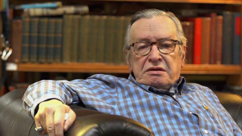7524365 x720 Olavo de Carvalho
