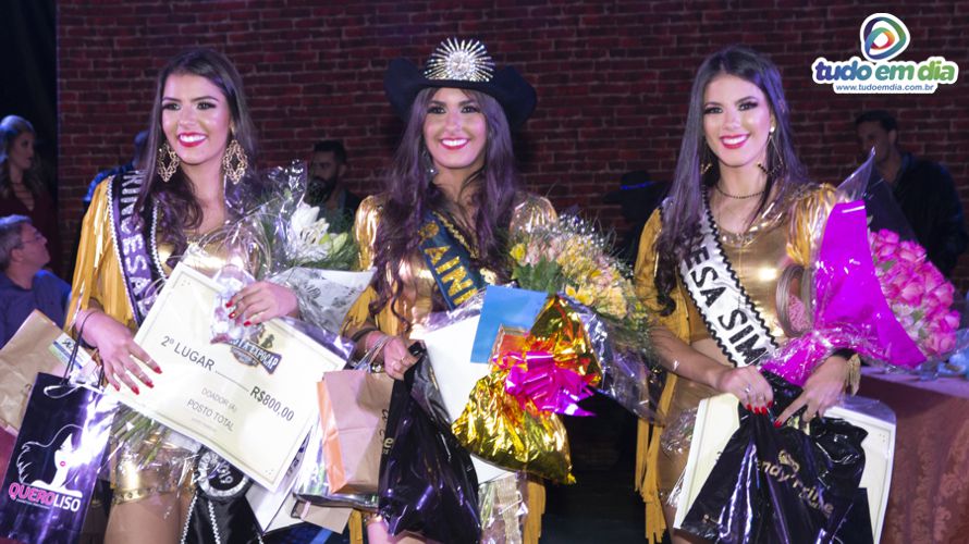 (esq) Maria Clara (2Âº lugar), Monielen Vilarinho (1Âº Lugar) e DÃ©bora Camargo (3Âª colocada) (Foto: Paulo Braga/Tudo Em Dia)