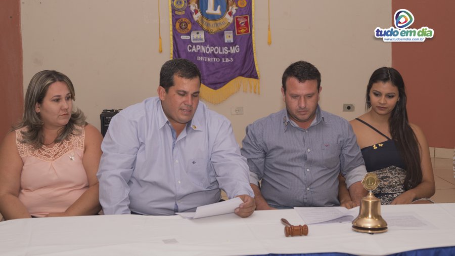 Nova diretoria do Lions Clube tomou posse em Capinópolis (Foto: Grabriel Braga/Daniel Braga)