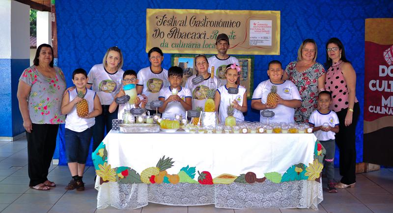 Abacaxi ganha destaque na ‘Culinária & Patrimônio 2019’ em Canápolis