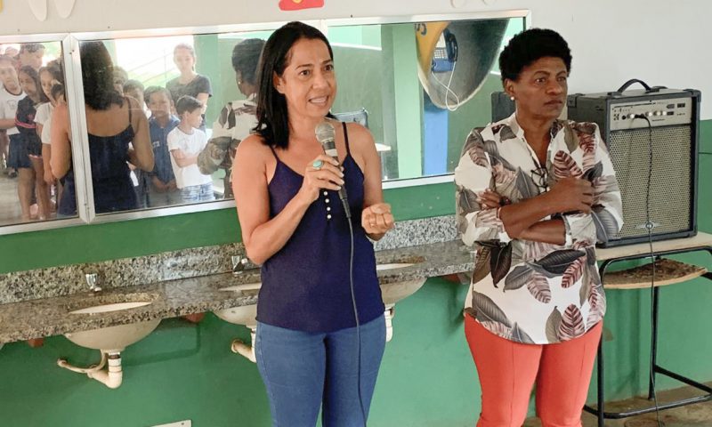  Escola Tancredo de Almeida  Neves realiza palestra sobre  o ‘Dia da Conscientização  Negra’