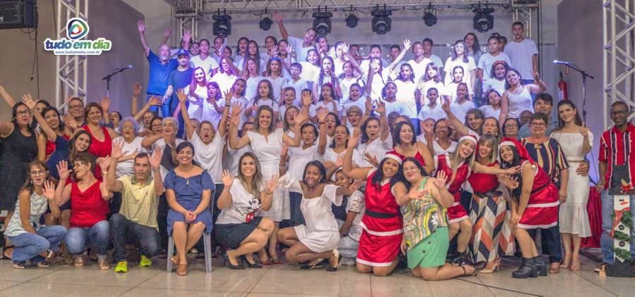 Cantata ‘Alegria do Natal’ encanta público em Capinópolis