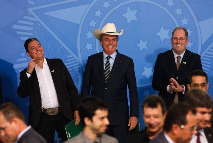 Presidente Jair Bolsonaro se encontra com sertanejos no Palácio do Planalto - Antonio Cruz/ Agência Brasil