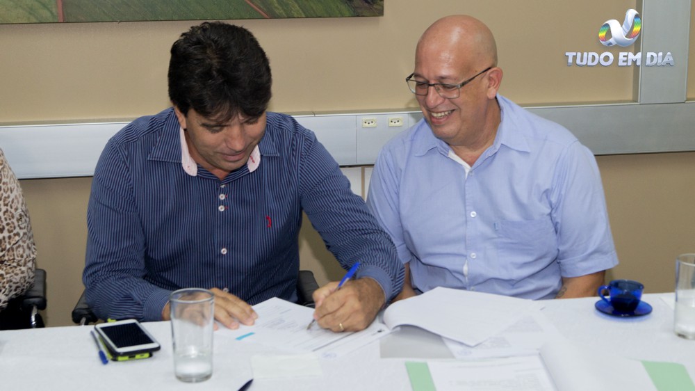 Município de Capinópolis assina convênio com a UFU para desenvolvimento de Plano Diretor