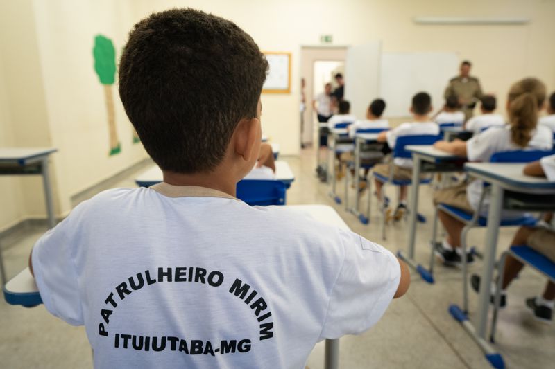 Projeto patrulheiro mirim é realizado em Ituiutaba (Foto: Jhonatan Matheus)