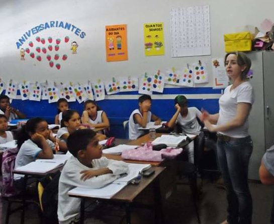 Alessandra Pidruca nos tempos em que atuava como professora | Foto: Arquivo Pessoal