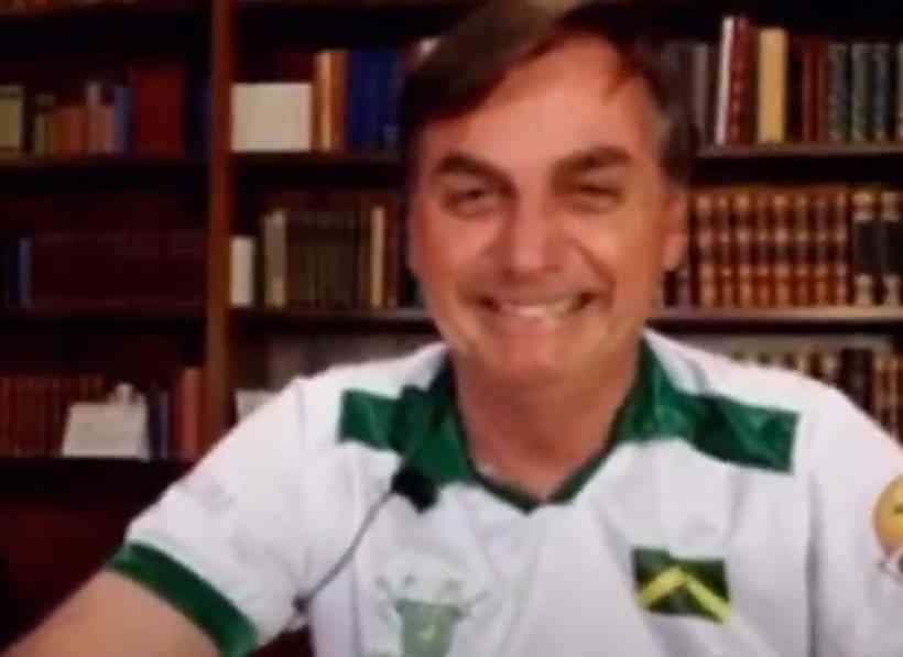 Jair Bolsonaro durante entrevista | Foto: Reprodução