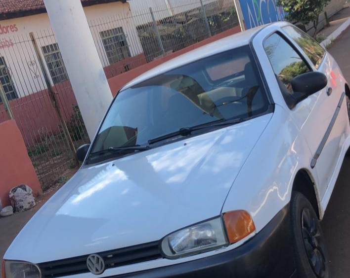 Carro conduzido pelo suspeito de 22 anos | Foto: PMMG/Divulgação