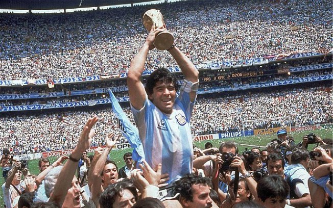 Maradona conduziu a Argentina ao título mundial de 1986 no México Agência Estado 1986