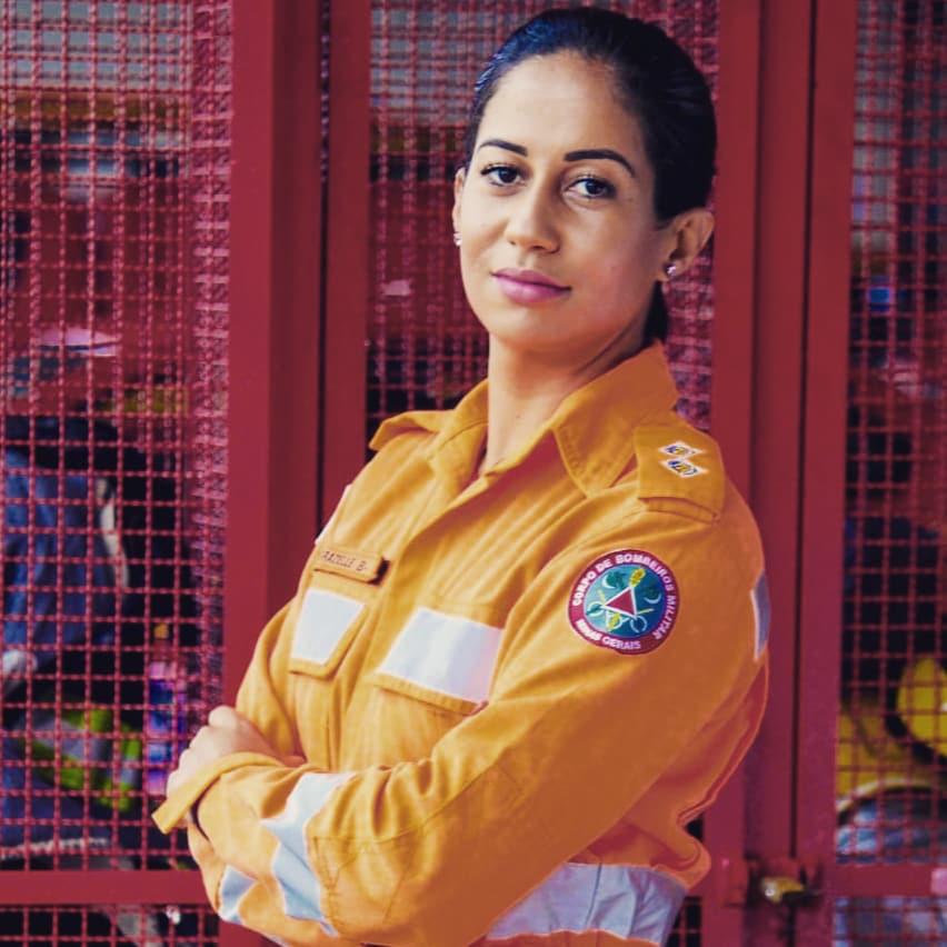Tenente Grazielle Cristina de Souza Ferreira, lotada no 5ºBBM Foto: Bombeiros