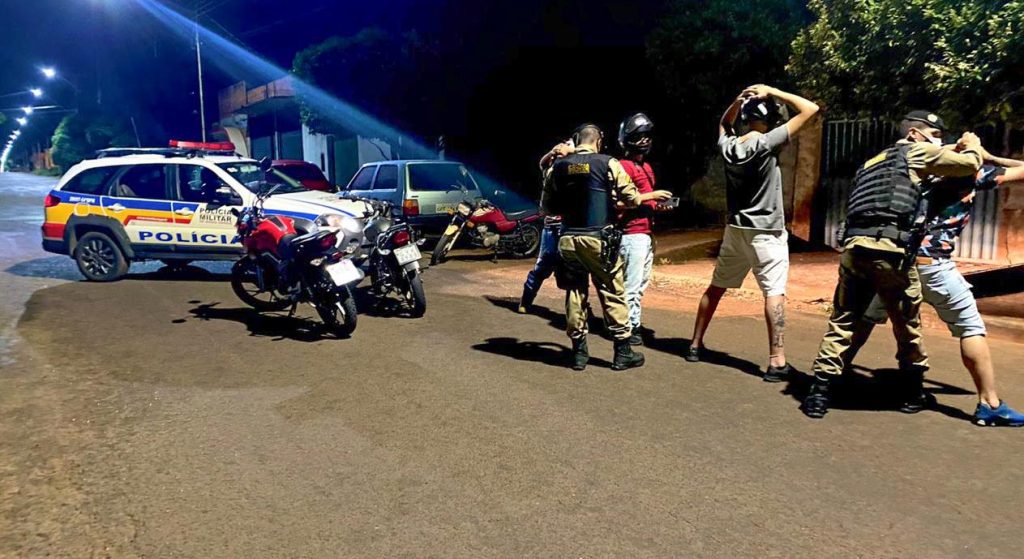PMMG desarticulos os eventos clandestinos e aplicou 16 multas | Foto: PMMG/Divulgação