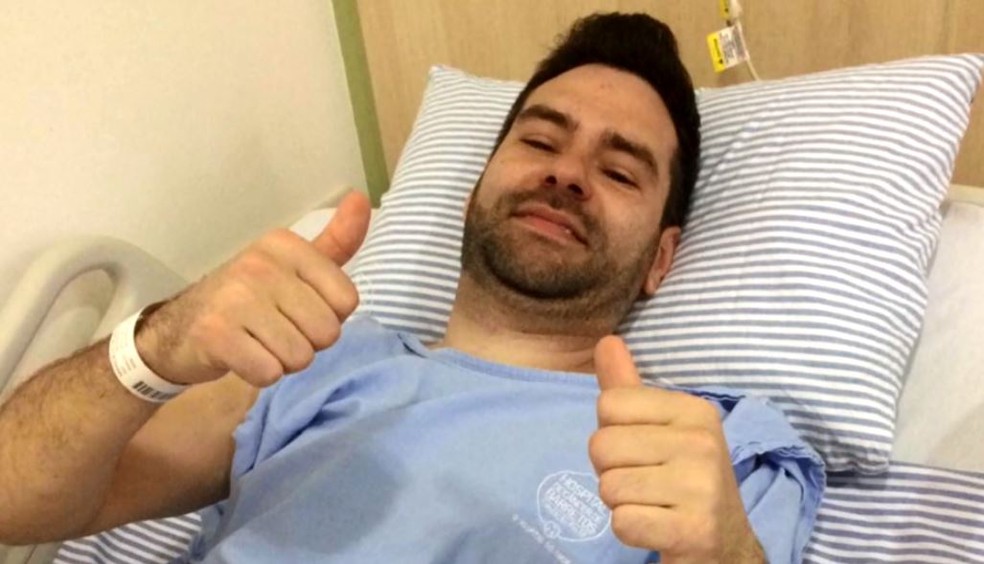 Marcelo Marcon tratou câncer no Hospital do Amor em Barretos (SP) e retornou para ser palhaço voluntário — Foto: Reprodução/EPTV