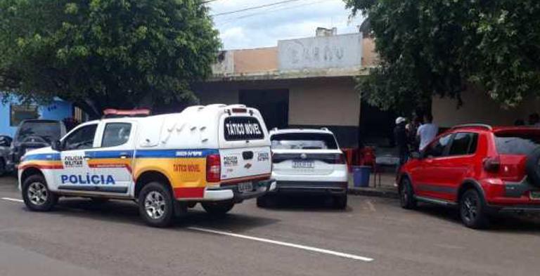 Bandidos assaltam bar em Ituiutaba